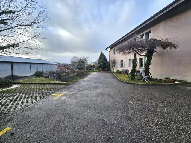 Bureau & Commerce null pièces à acheter à St-Saphorin-sur-Morges - image 1/9