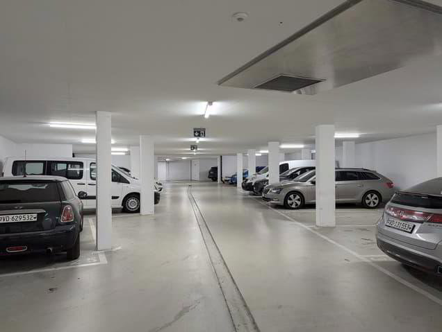 Parking, garage null pièces à louer à Lausanne - image 1/2