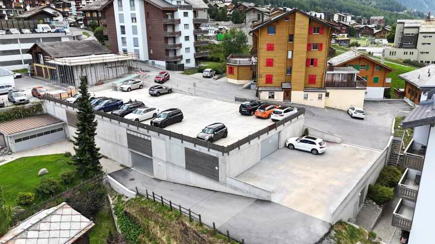 Premium-Parking im Dorfzentrum von Grächen - Ansicht 2
