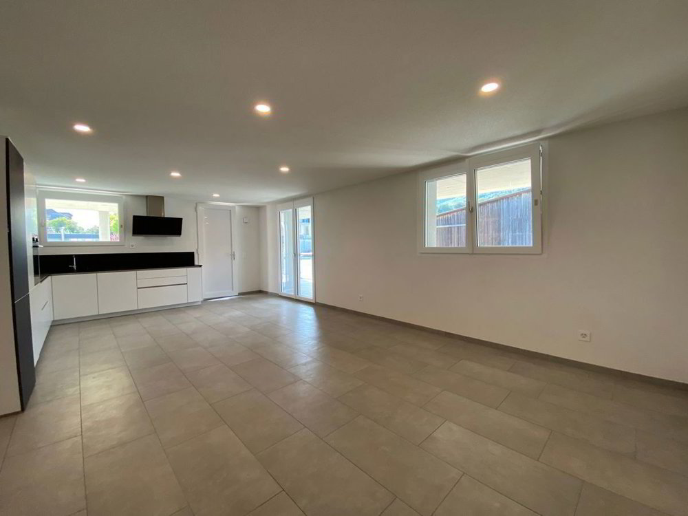 4.5 rooms Apartment to buy in Courfaivre - image 1/13