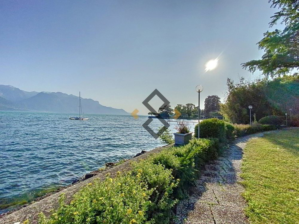 Appartamento di 7 locali in vendita a La Tour-de-Peilz - immagine 1/15
