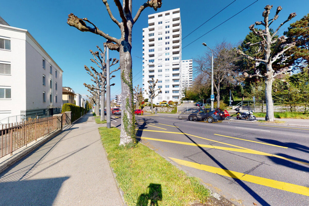 5.5 rooms Apartment to buy in Losanna - image 1/11