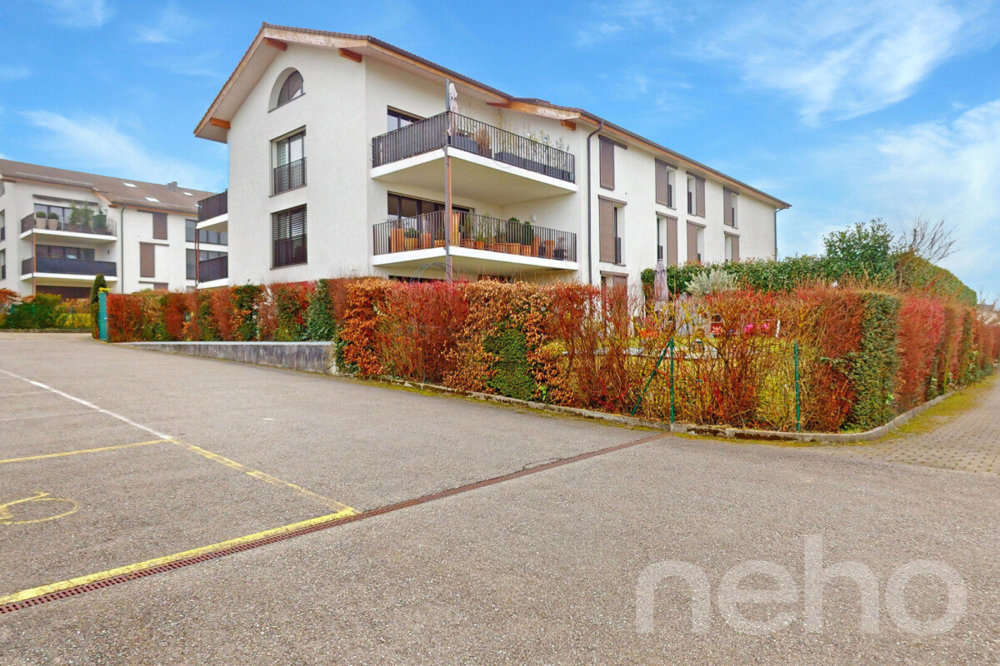 5 rooms Apartment to buy in Chavannes-de-Bogis - image 1/11