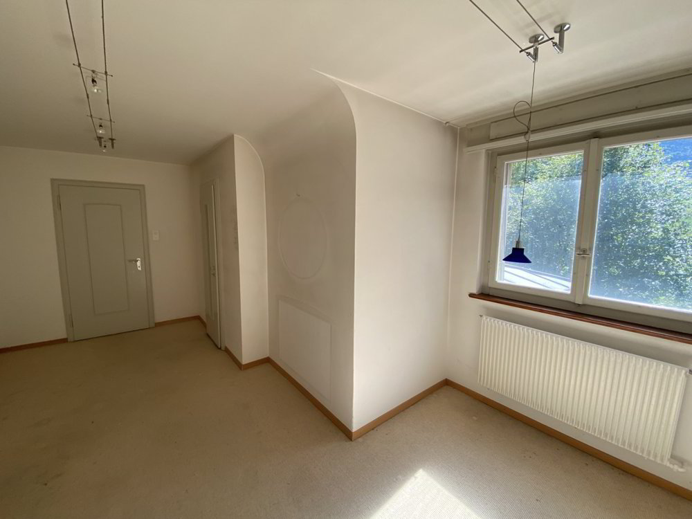 Casa di 9 locali in vendita a Malleray - immagine 1/11