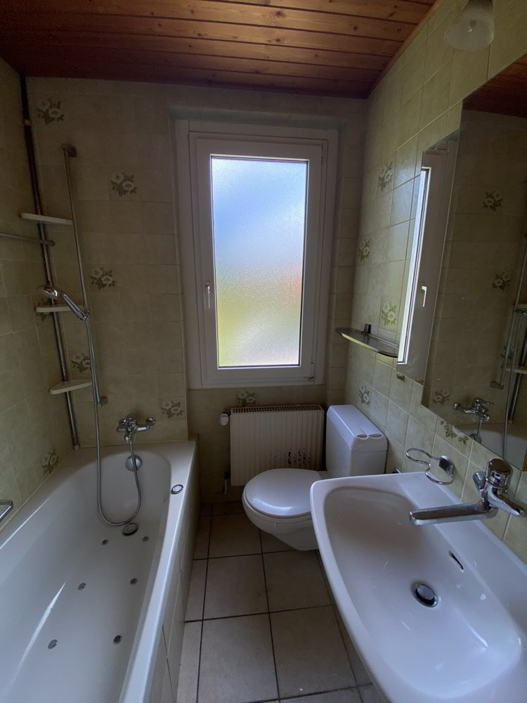 Casa di 5 locali in vendita a Sonvilier - immagine 1/7