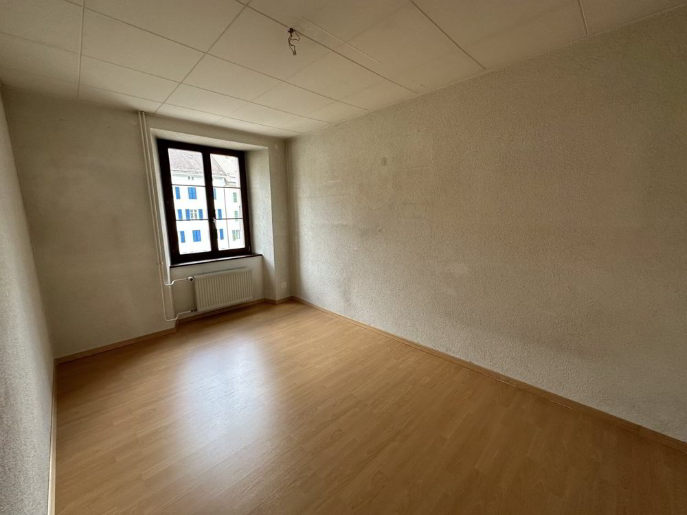 Maison null pièces à acheter à St-Imier - image 1/5