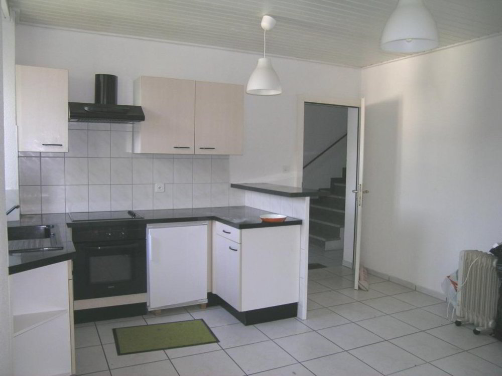 Casa di null locali in vendita a Tramelan - immagine 1/5