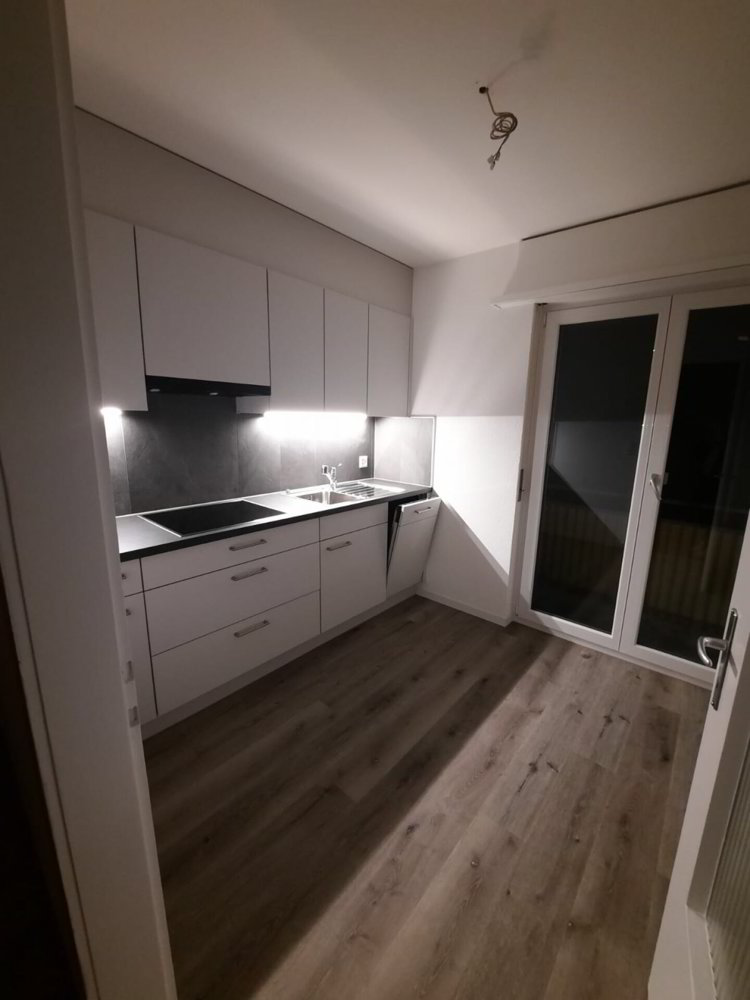 Maison null pièces à acheter à Frinvillier - image 1/4