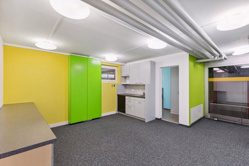 null Zimmer Büro zu vermieten in Dietlikon - Bild 1/11