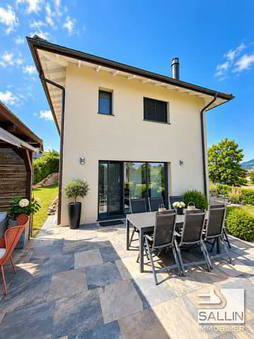 Casa di 8.5 locali in vendita a Pont-la-Ville - immagine 1/10