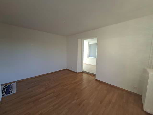 3.5 rooms Apartment for rent in Renens VD - image 1/12