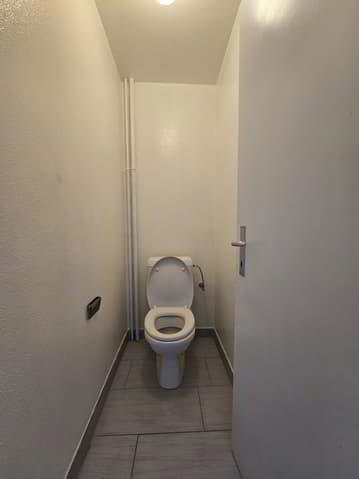 4 Zimmer Wohnung zu vermieten in La Chaux-de-Fonds - Bild 1/13