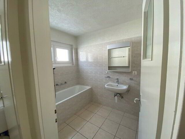 4 rooms Apartment for rent in La Chaux-de-Fonds - image 1/6