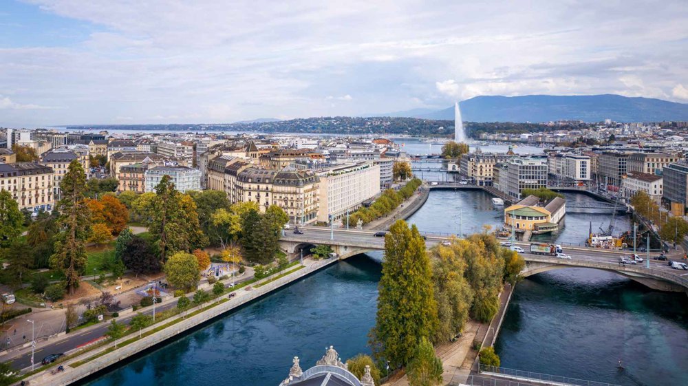 7 Zimmer Wohnung zum verkaufen in Geneva - Bild 1/13