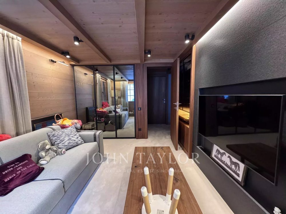 Casa di 4 locali in vendita a Gstaad - immagine 1/13