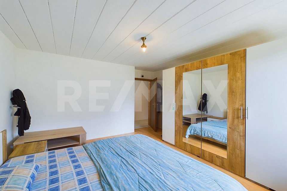 Casa di 8 locali in vendita a Malvaglia - immagine 1/13