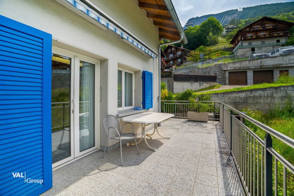 Maison 9 pièces à acheter à Staldenried - image 1/13