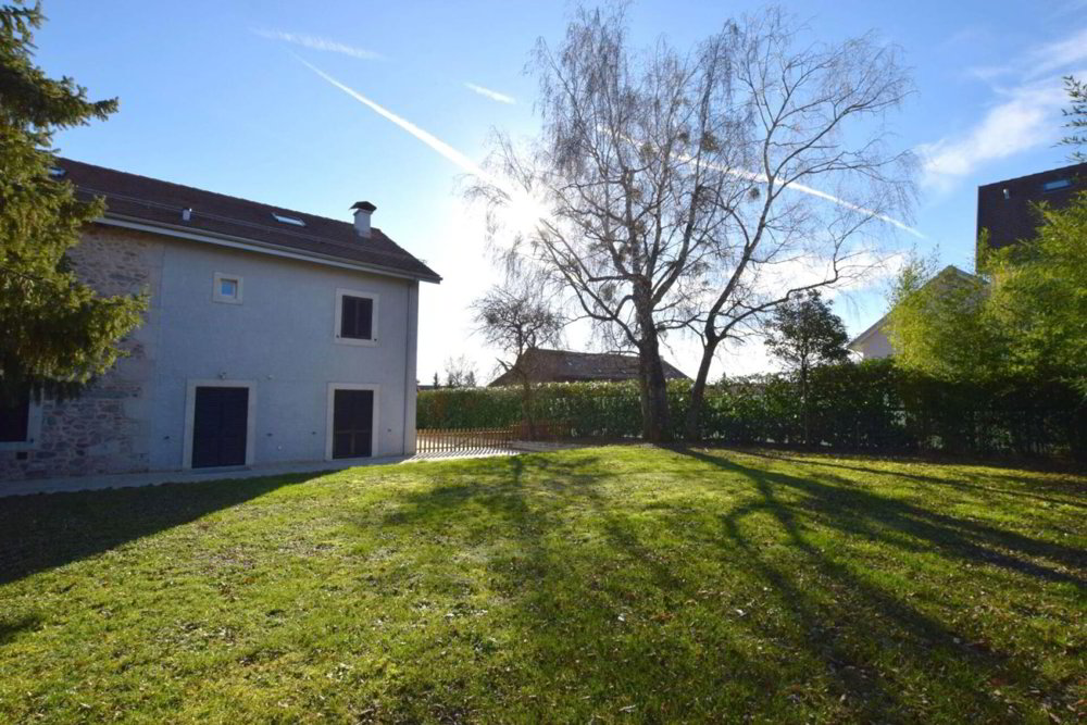 9 Zimmer Haus zu vermieten in Versoix - Bild 1/13