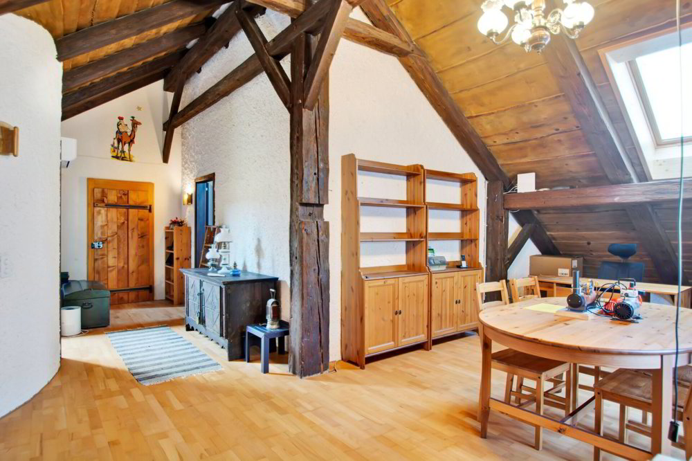 Maison 8 pièces à acheter à Courtelary - image 1/4
