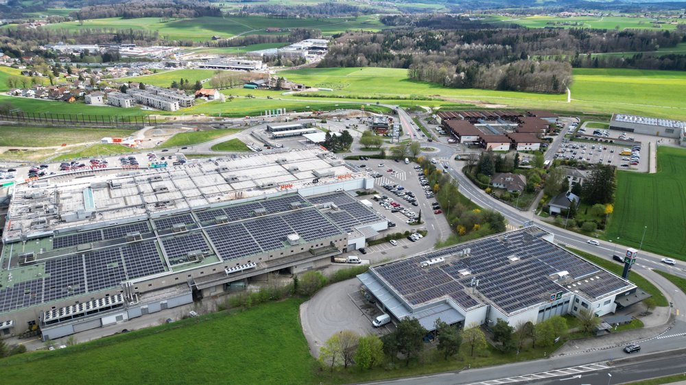 null rooms Office & Commercial for rent in Avry-sur-Matran - image 1/9