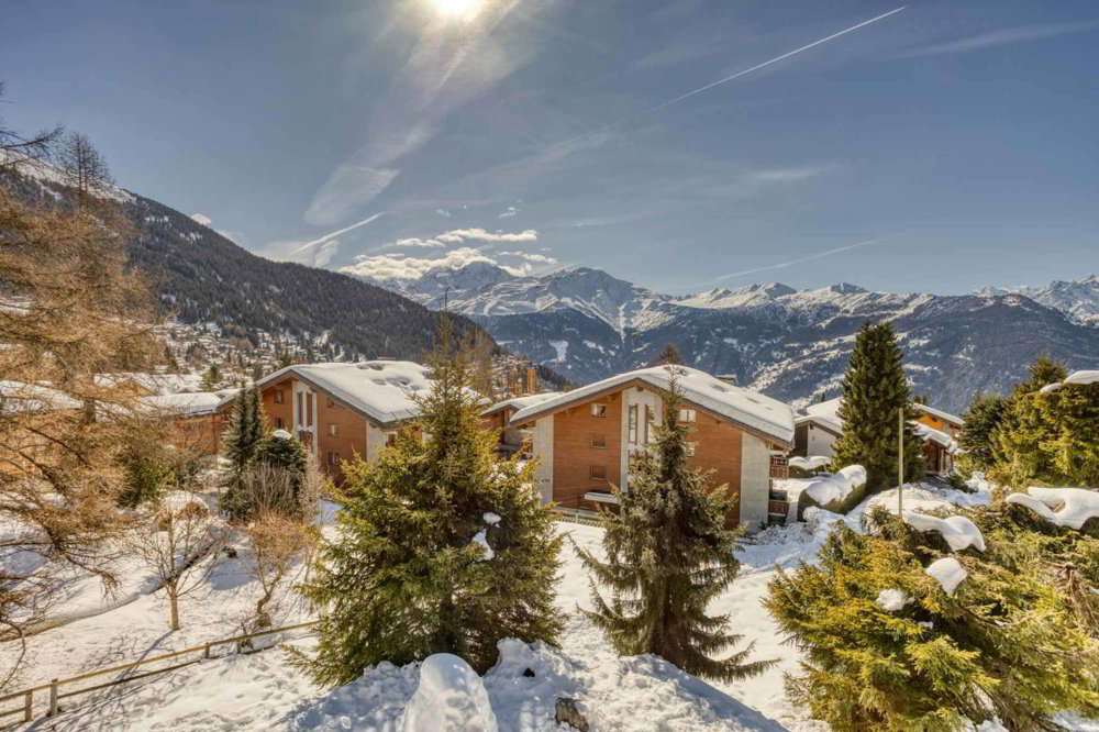 9 rooms House to buy in Verbier - image 1/12