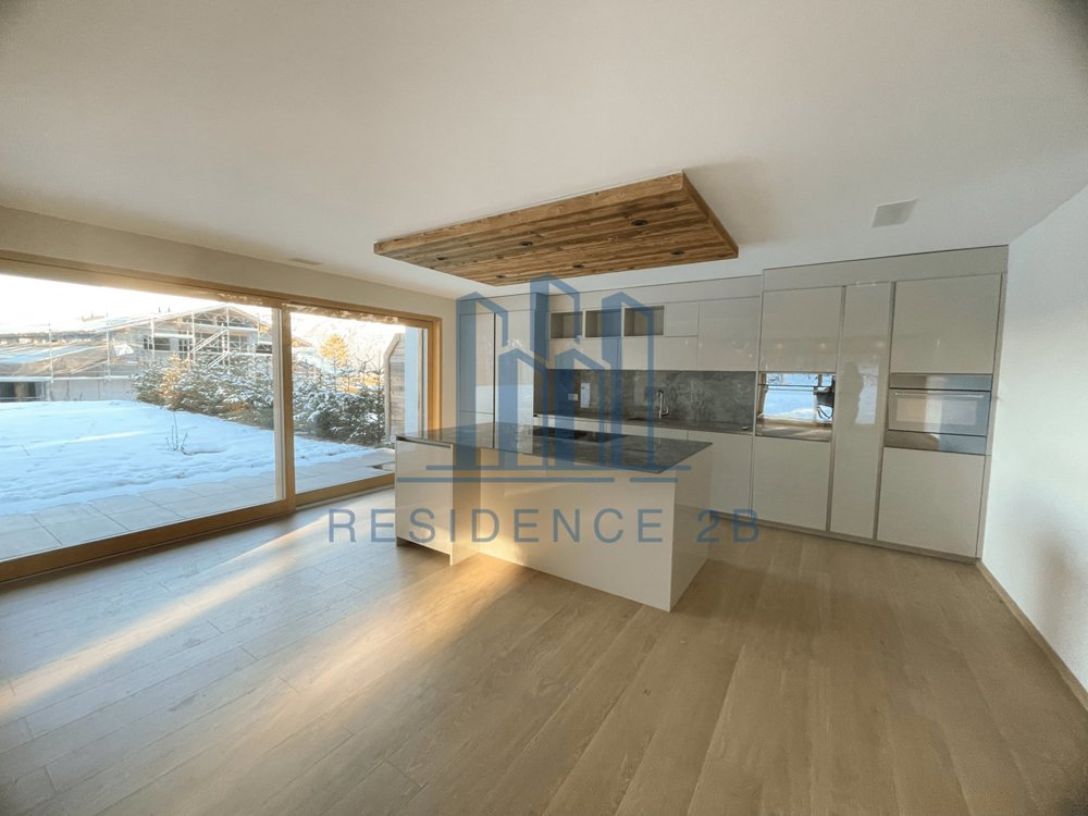 Appartamento di 4 locali in vendita a Crans-Montana - immagine 1/11