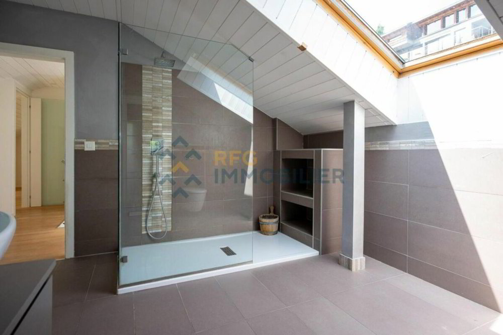 Casa di 5 locali in vendita a Vollèges - immagine 1/13