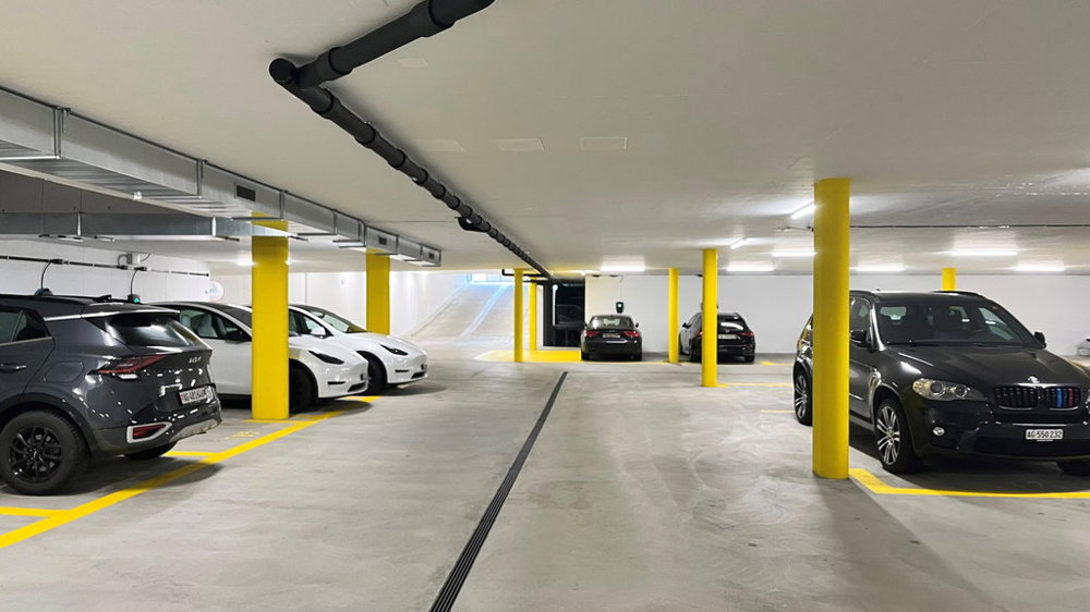 Parcheggio, garage di null locali in affitto a Suhr - immagine 1/3