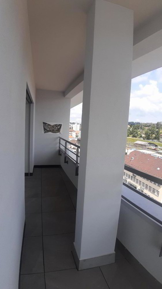 5 Zimmer Wohnung zu vermieten in La Chaux-de-Fonds - Bild 1/10