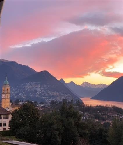 6 rooms Apartment to buy in Montagnola - image 1/1
