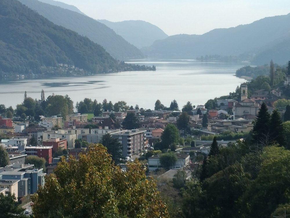 Casa di 5 locali in vendita a Agno - immagine 1/1