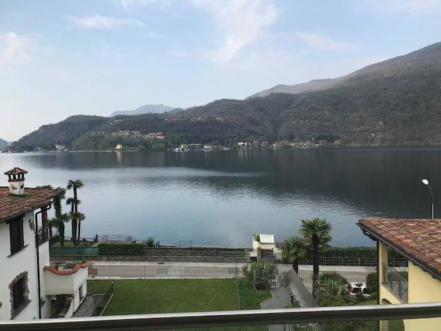 Casa di 10 locali in vendita a Morcote - immagine 1/1
