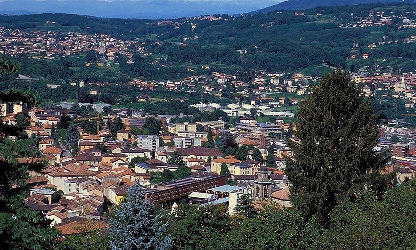 Maison 7 pièces à acheter à Mendrisio - image 1/1