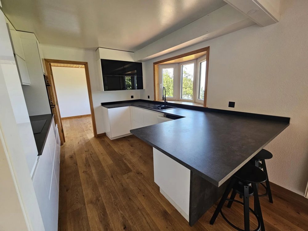 8 Zimmer Haus zum verkaufen in Caux - Bild 1/13
