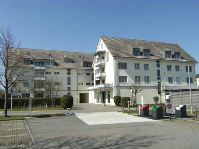 null Zimmer Parkplatz, Garage zu vermieten in Bottighofen - Bild 1/1