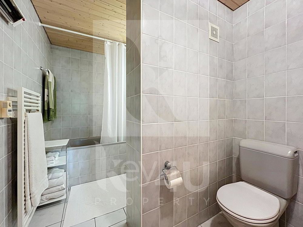 Appartamento di 4 locali in vendita a Crans-Montana - immagine 1/13