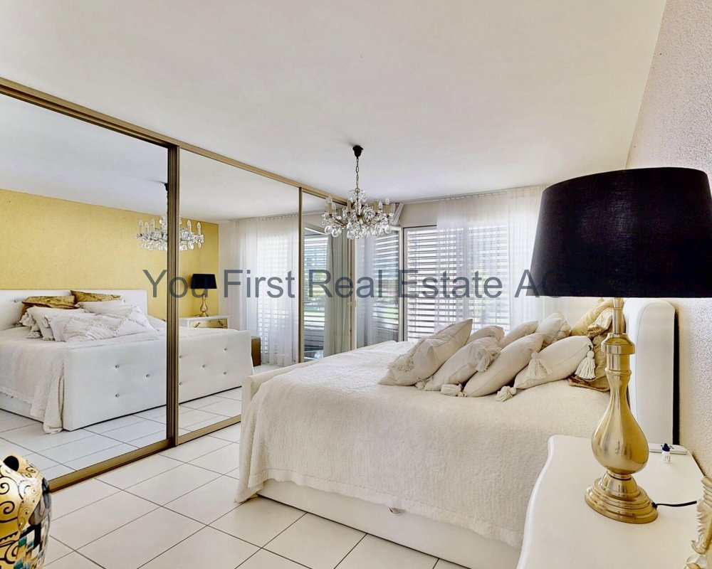 3 rooms Apartment to buy in Dietlikon - image 1/12