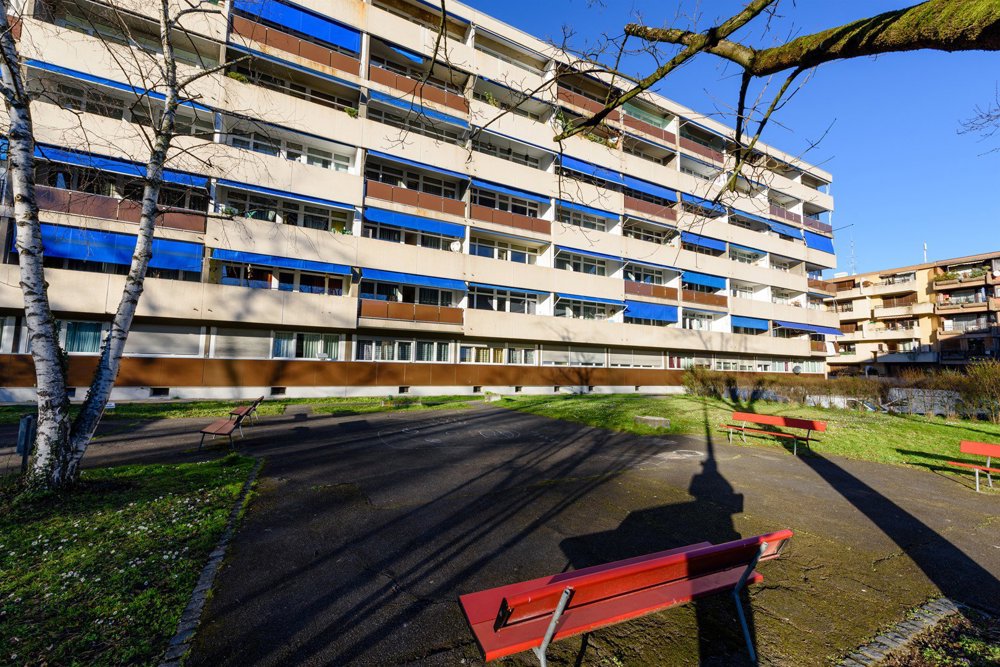 null Zimmer Parkplatz, Garage zu vermieten in Le Lignon - Bild 1/1