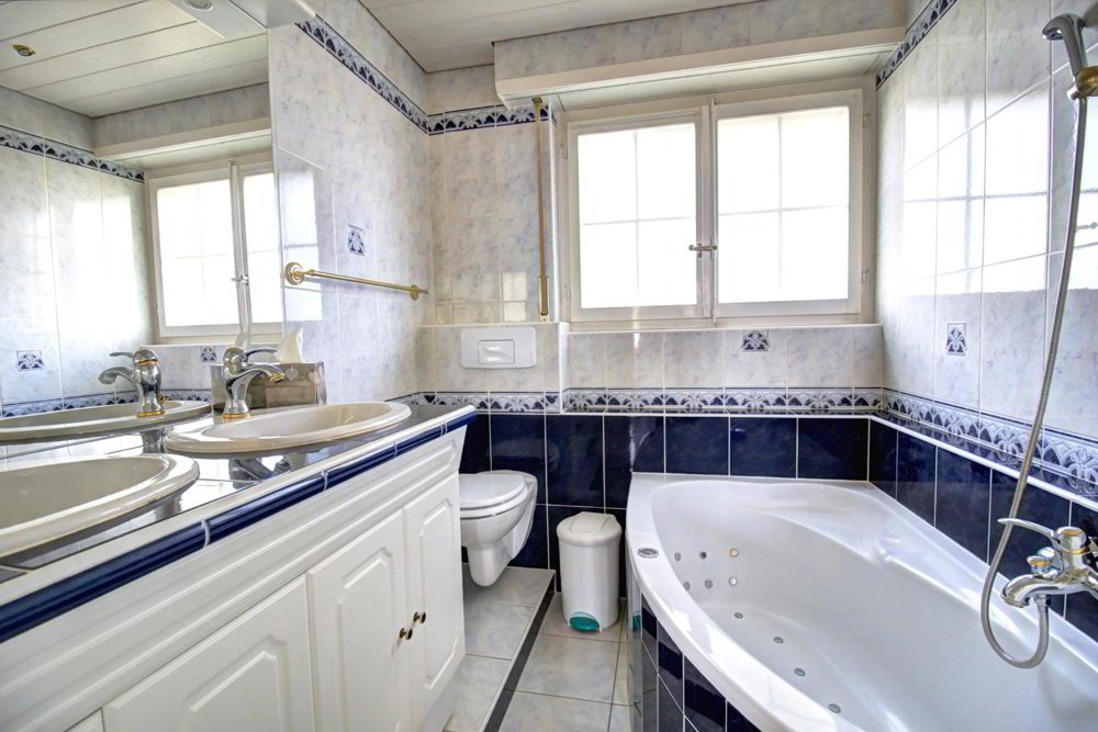 Casa di 5 locali in affitto a St-Prex - immagine 1/11