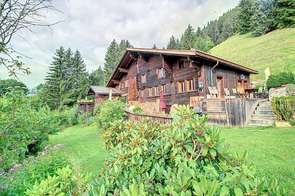 12 Zimmer Haus zum verkaufen in Rougemont - Bild 1/5
