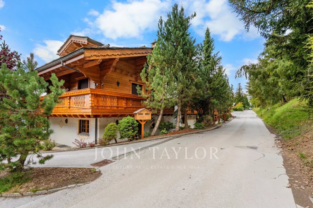 Appartamento di 4 locali in vendita a Crans-Montana - immagine 1/12