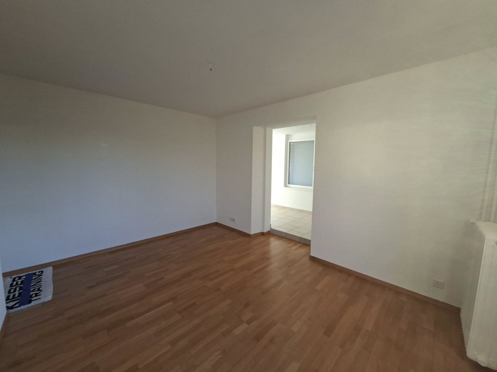 3 rooms Apartment for rent in Renens VD - image 1/12