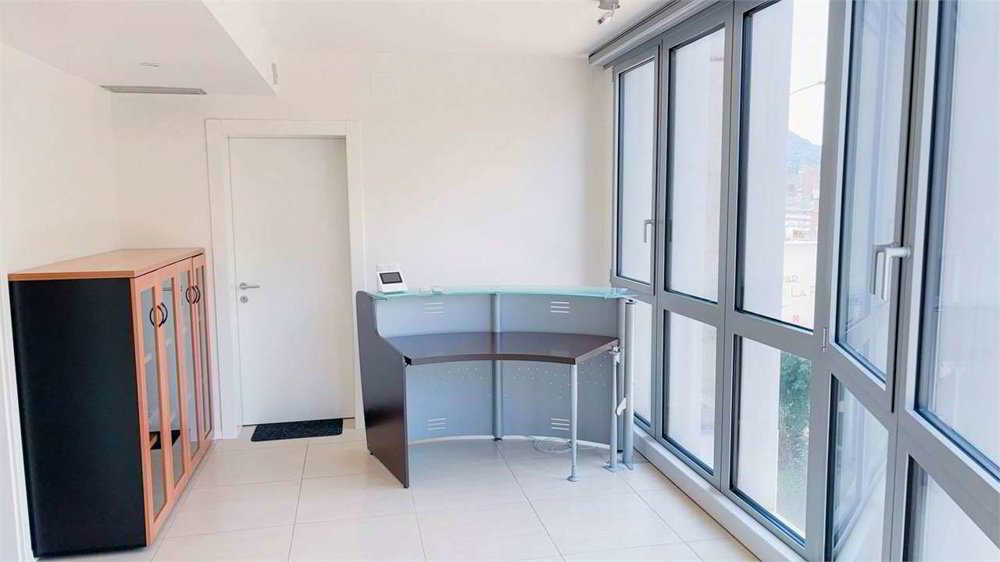OFFICE FOR RENT IN A VERY CONNECTED AREA - Ansicht 3