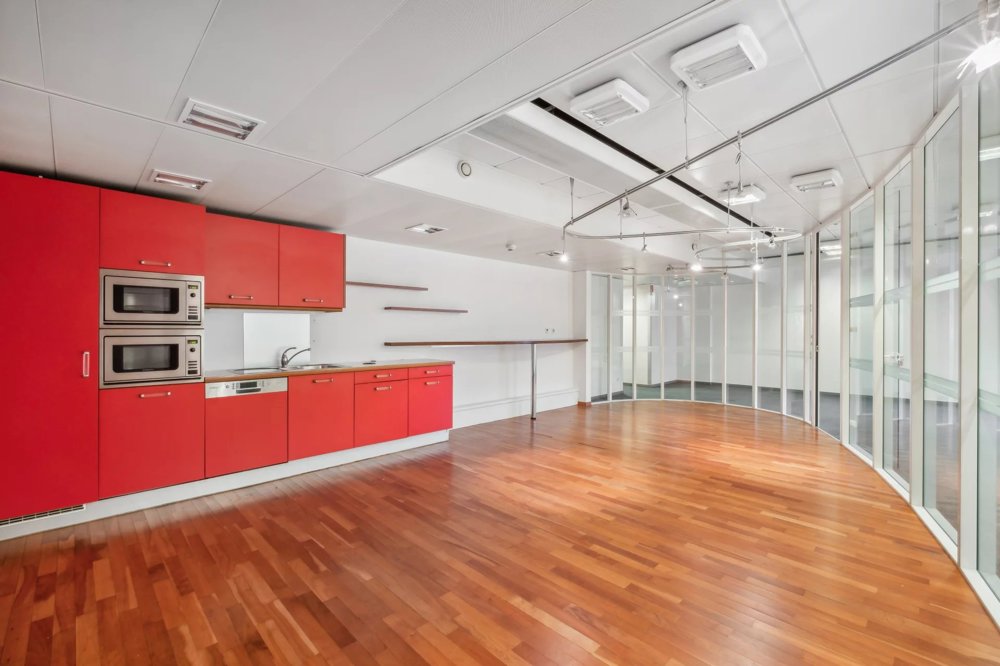 Ufficio & Commercio di null locali in affitto a Genève - immagine 1/13