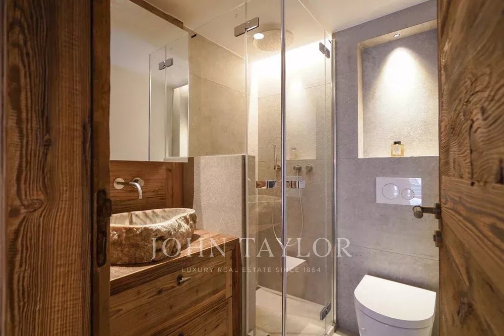 Appartement 4 pièces à louer à Verbier - image 1/12