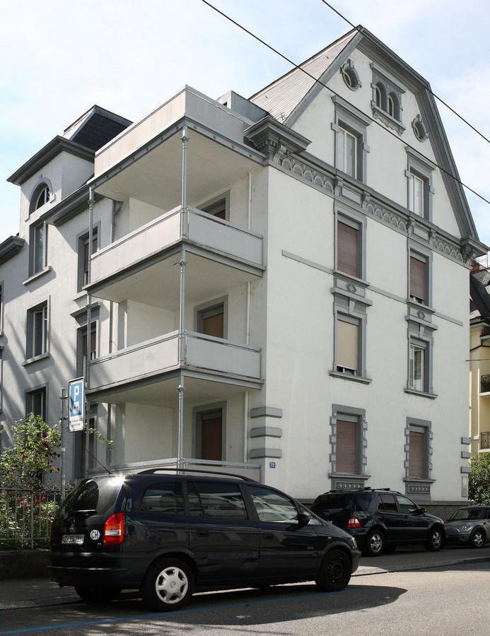 null rooms Apartment for rent in Zürich - image 1/4