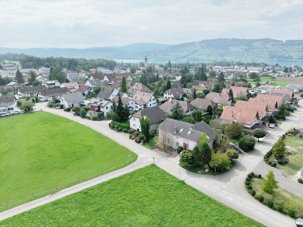 7.5 rooms House to buy in Fahrwangen - image 1/12