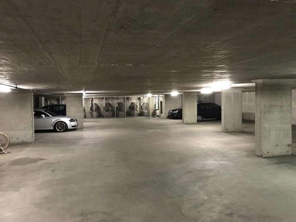 Parking, garage null pièces à louer à Dulliken - image 1/2