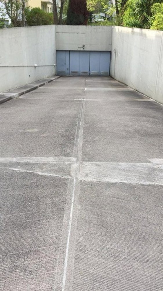 Parking, garage null pièces à louer à Allschwil - image 1/2