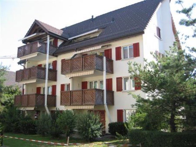 null rooms Car park, garage for rent in Bülach - image 1/1